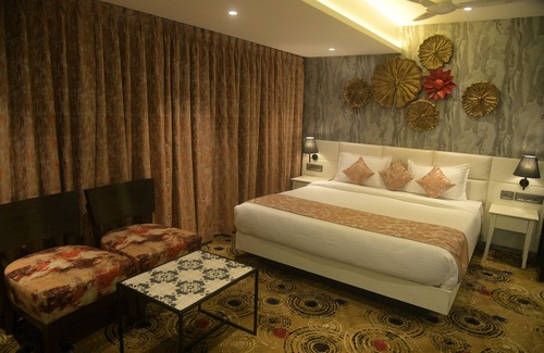 Andheri East Hotel | Hotel Bindra Supremacy