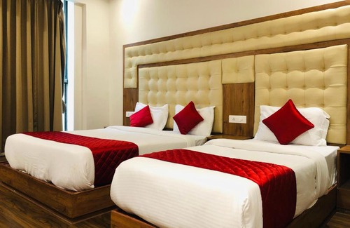 Bandra Kurla complex Hotel | Hotel BKC Grand- Near Trade Centre, Visa Consulate