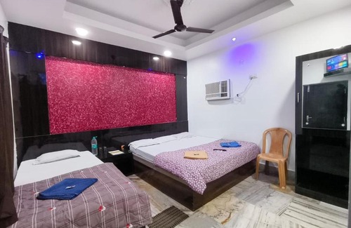 Puri Hotel | Hotel Bobby house 450m from beach & 1 km from temple