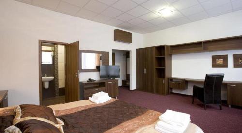 Senica Hotel | Hotel Branč, Garni