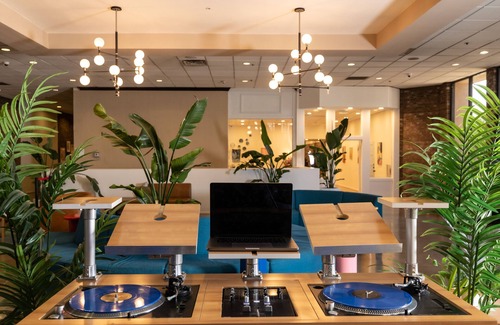 Downtown Burbank Hotel | Hotel Burbank