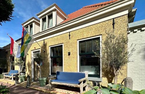 West-Terschelling Hotel | Hotel Buren