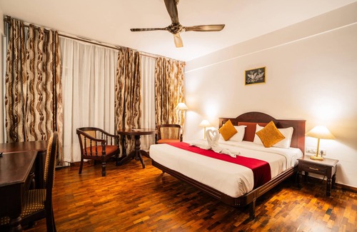 Nullatanni Hotel | Hotel C7 Munnar