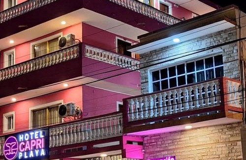 Malecon Hotel | Hotel Capri Playa a una calle de la Playa Regatas