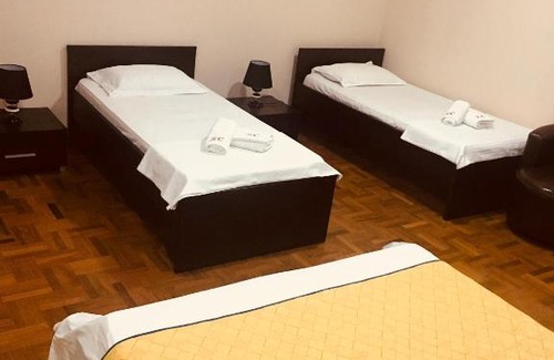 Elbasan Hotel | Hotel Colombo Elbasan