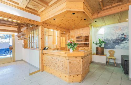Sankt Moritz-Bad Hotel | Hotel Corvatsch - Web Check-in