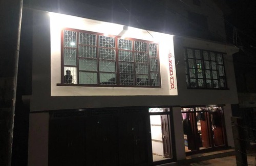 Dolpo Hotel | Hotel D4 Red Mud