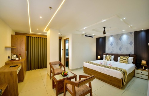 Chirayinkil Hotel | Hotel Dain Castle