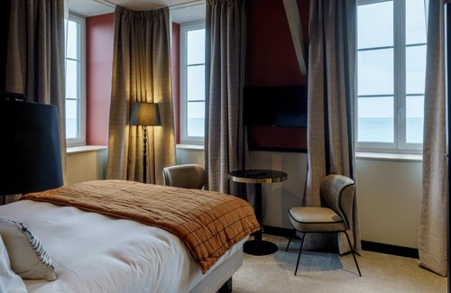 Lion-sur-Mer Bed & Breakfast | Hotel de la Plage