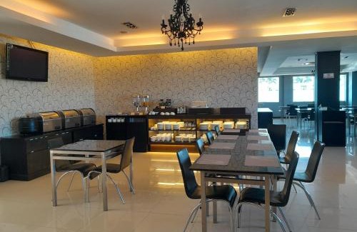 Lahad Datu Hotel | Hotel De Leon