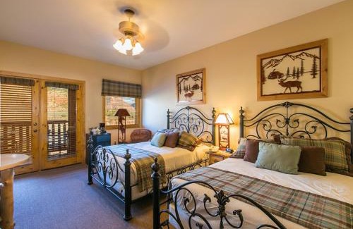 Zion National Park South Entrance Hotel | Hotel De Novo Springdale, Tapestry Collection by Hilton