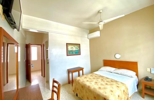Ricardo Flores Magon Hotel | Hotel Delfines - a 2 calles del Acuario Veracruz