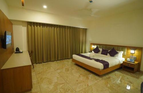 Chittilapilly Hotel | Hotel Devalokam