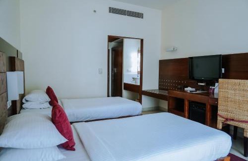 Guruvayur Hotel | Hotel Devaragam by K P Namboodiri's