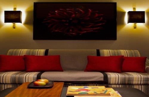 Oliveira De Azemeis Hotel | Hotel Dighton
