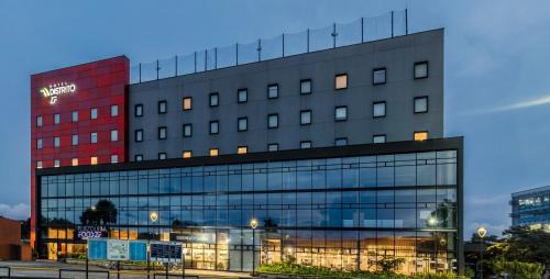 Fontibon Hotel | Hotel Distrito ZF By OxoHotel