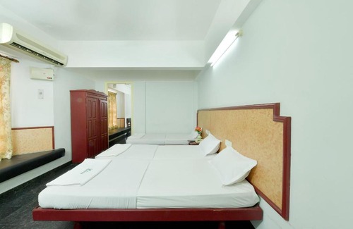 Thampanoor Hotel | Hotel Elisa International Tourist Home