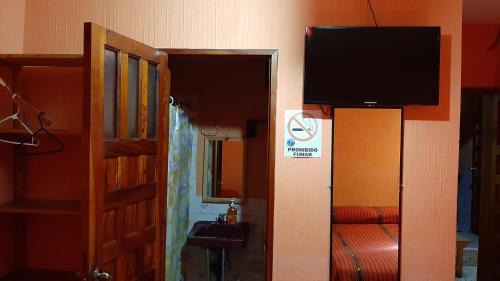 Panajachel Hotel | Hotel Encuentro del Viajero