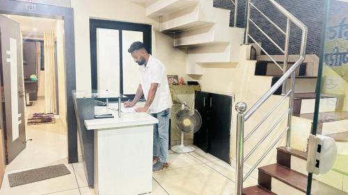 Pachmarhi Hotel | Hotel Giriraj