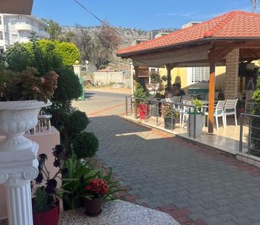 Shengjin Hotel | Hotel Gjoci