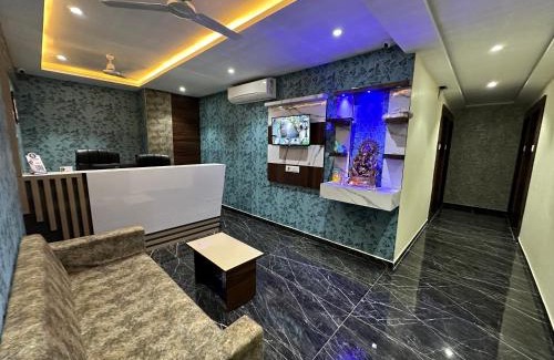 Vadodara Hotel | HOTEL GOLDEN VIEW