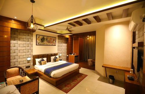 Lansdowne Hotel | Hotel Grand Kailash,Kotdwara