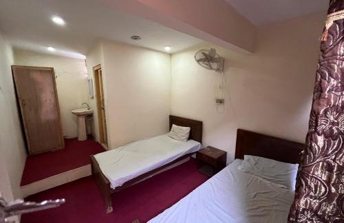 Skardu Hotel | HOTEL HIGHLANDER INN SKARDu