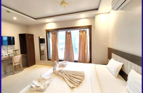 Gaya Hotel | HOTEL HOME # TOWN Near Jagannath Temple - Sea Beach - Fully Air conditioned & Spacious Luxuary Rooms - Free Wifi & Parking Facilitie
