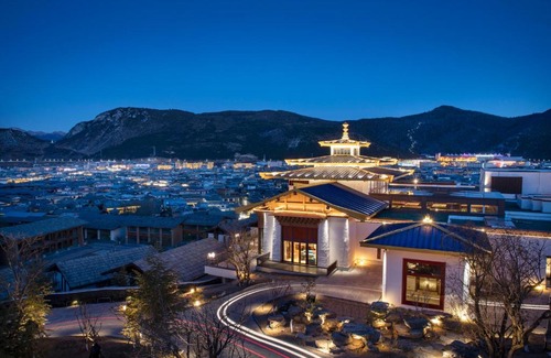Shangri-La Hotel | Hotel Indigo Diqing Moonlight City by IHG