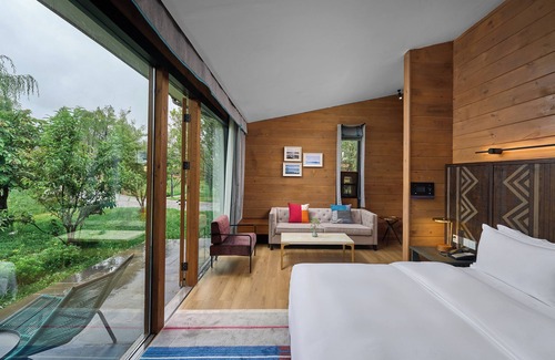 Lijiang Hotel | Hotel Indigo Lugu Lake by IHG