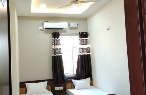 Hungund Hotel | HOTEL JB RESIDENCY