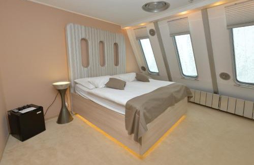 Liberec Hotel | Hotel Ještěd