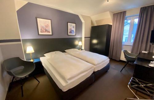 Kaiserswerth Bed & Breakfast | Hotel Kaiserswerth