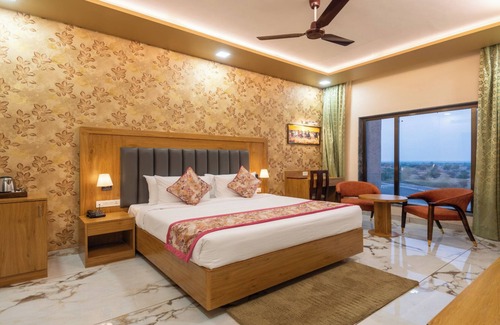 Pachpadra Hotel | Hotel Kaushal Regency - Pure Veg