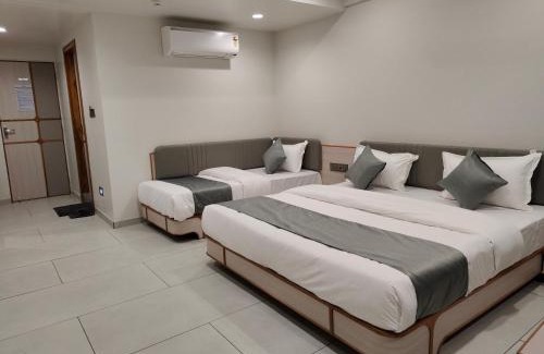 Ahmedabad City Centre Hotel | Hotel Kozar