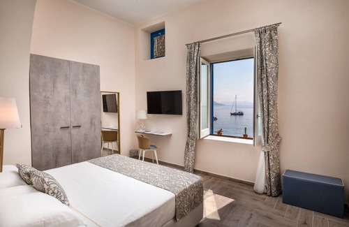 Rinella Hotel | Hotel L’Ariana ISOLE EOLIE - UNA Esperienze