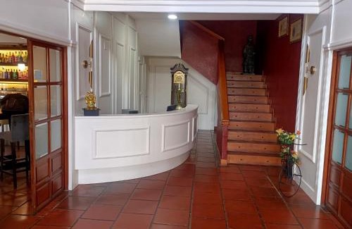 Galindo y Perahuy Hotel | Hotel La Rad