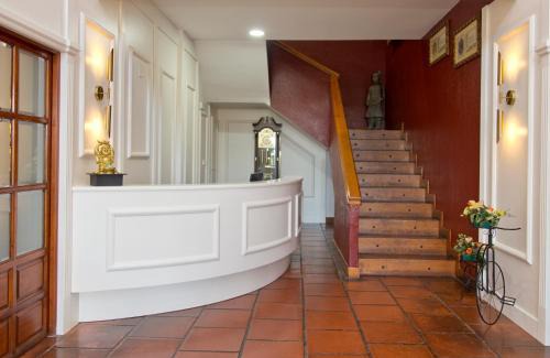 Galindo y Perahuy Hotel | Hotel La Rad