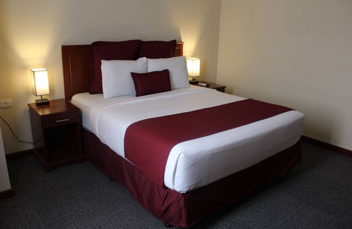 Sonzacate Hotel | Hotel Las Palmeras