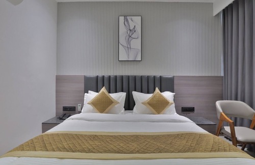 Ahmedabad Hotel | Hotel Lavit