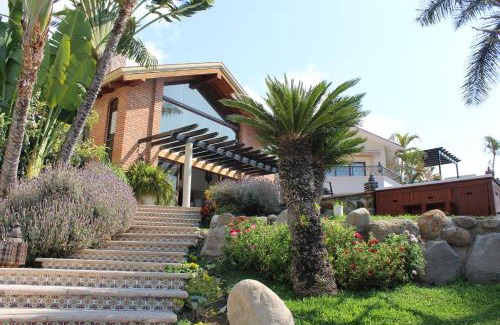 Ajijic Bed & Breakfast | Hotel Lindo Ajijic Bed & Breakfast