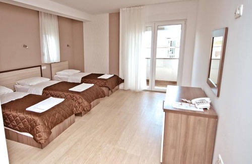 Medjugorje House | Hotel Lux - Triple Room with Balcony 2