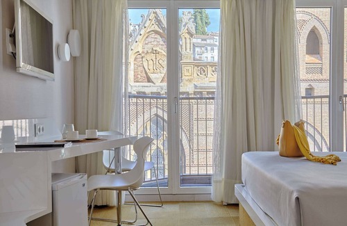 Centro - Sagrario Hotel | Hotel Macià Granada Five Senses Rooms & Suites