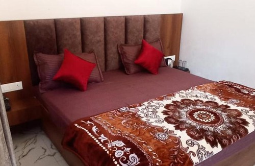 Sitapur Hotel | Hotel Mahadev