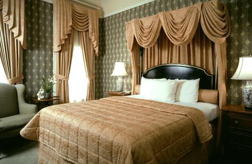 Lower Pacific Heights Hotel | Hotel Majestic