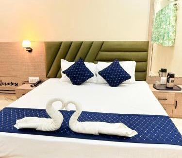 Varanasi Hotel | Hotel Mangalam