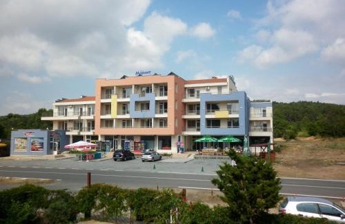 Sozopol Hotel | Hotel Marant