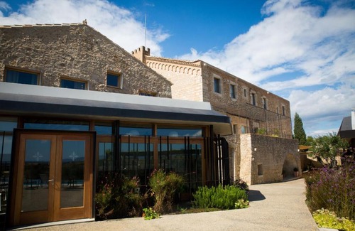 Avinyonet de Puigventos Hotel | Hotel Mas Bosch 1526