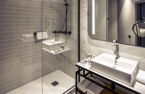 Jezyce Hotel | Hotel Mercure Poznan Centrum