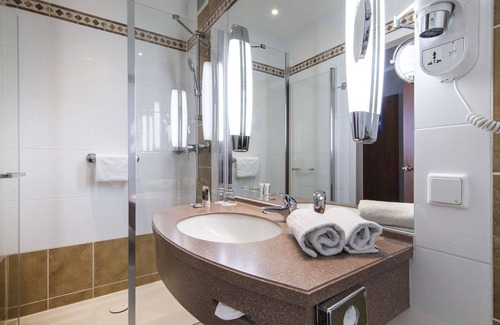 Jezyce Hotel | Hotel Mercure Poznan Centrum